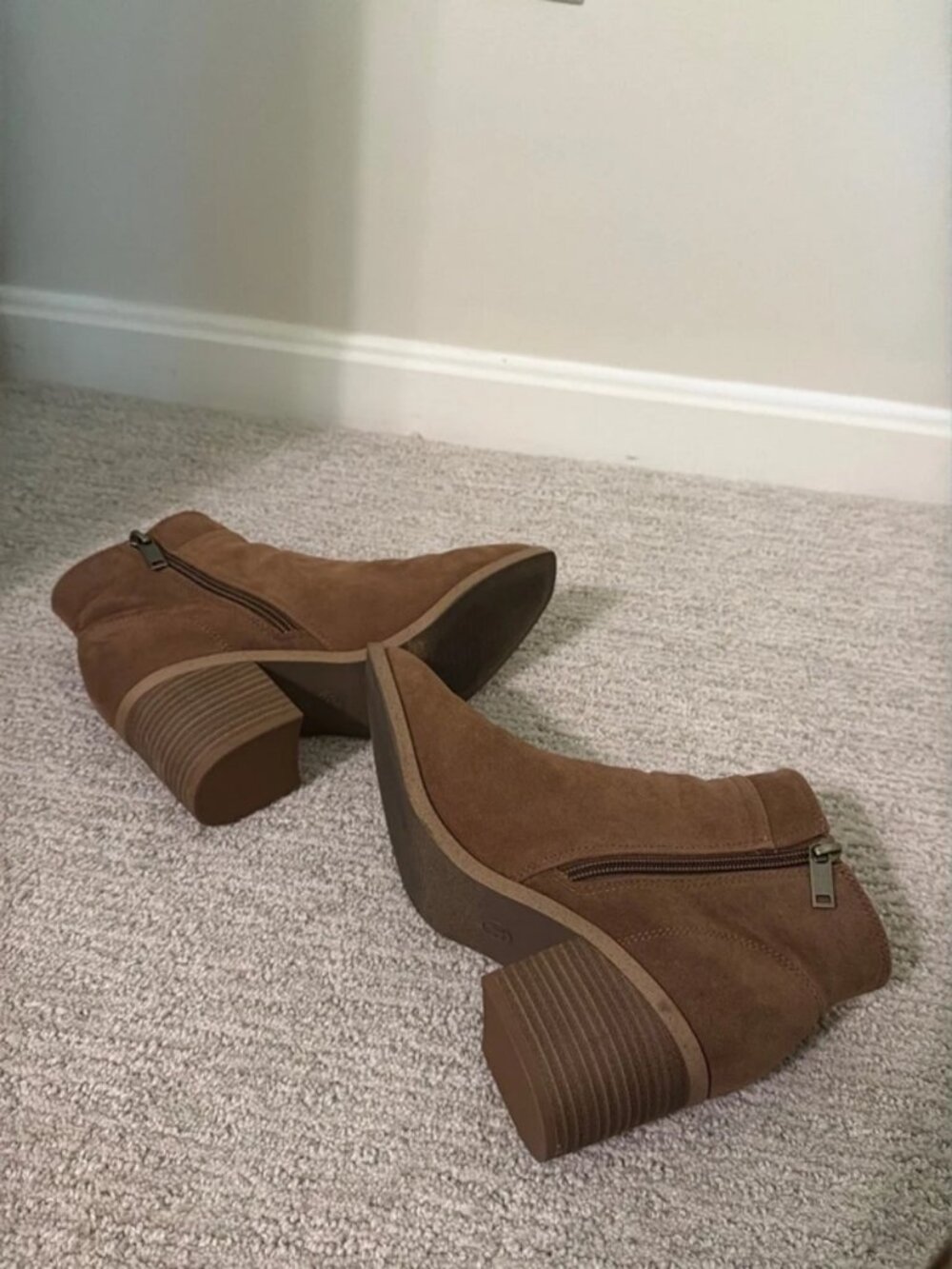 Universal Thread Chelsea Boot - Picture 4 of 5